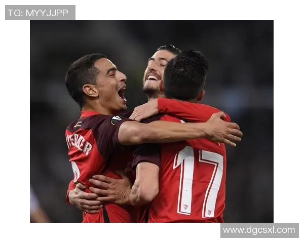 足球明星盛会精彩瞬间高清图集展现足球魅力与激情的完美结合 足球明星盛会精彩瞬间高清图集展现足球魅力与激情的完美结合