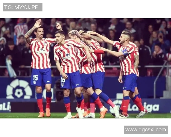 瓦伦西亚主场迎战马竞期待精彩对决球迷热情高涨气氛火爆 瓦伦西亚主场迎战马竞期待精彩对决球迷热情高涨气氛火爆