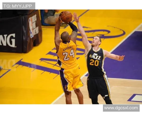 科比与海沃德的对决：传奇与新星的篮球巅峰较量